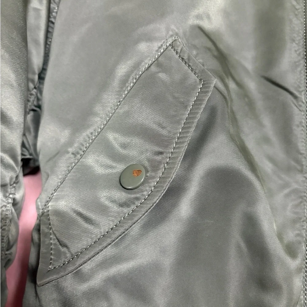 Alpha Industries MA-1 Flight bomber jacket - Picture 3 of 11